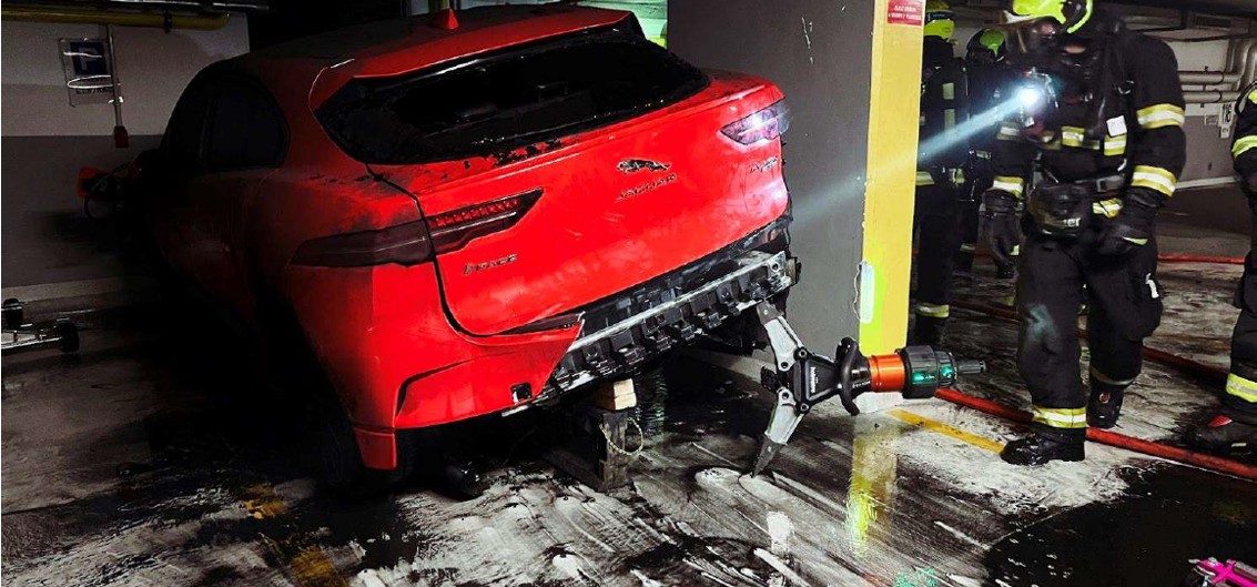 Electric car fire in an underground garage